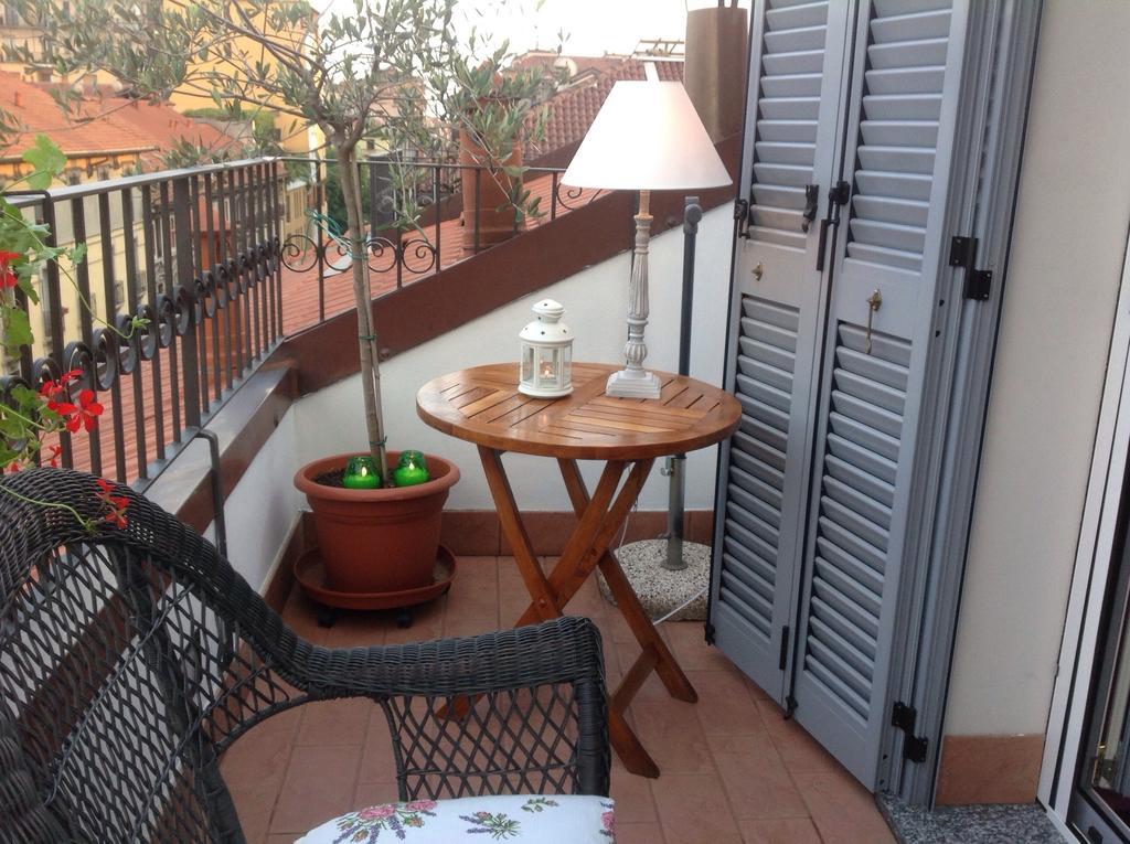 Apartment Pied A Terre With Terrazza In Milan City Center Стая снимка